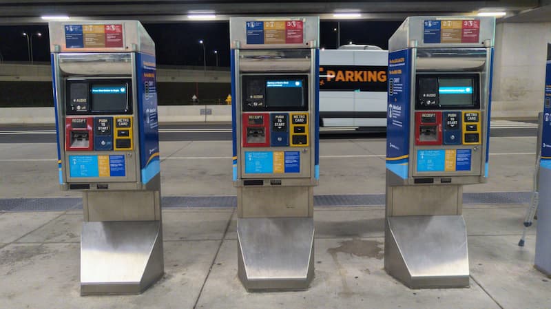 Select Service Bus Fare Payment Machine